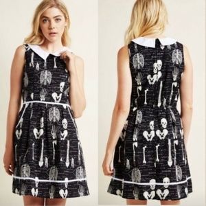ModCloth Glow in the Dark “Rad to the Bone” dress (M) 👻